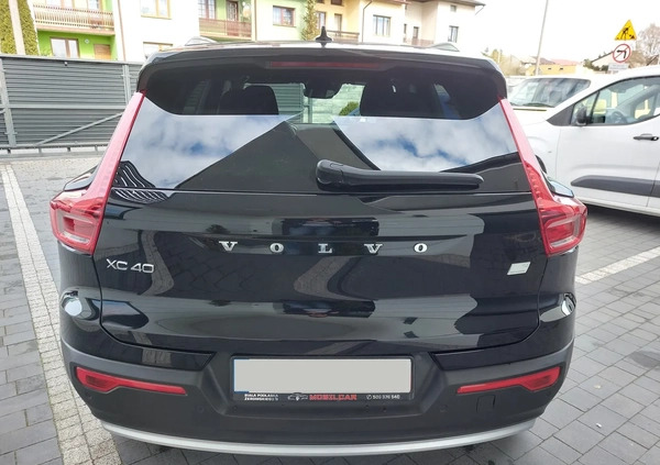 Volvo XC 40 cena 165000 przebieg: 5500, rok produkcji 2023 z Sędziszów Małopolski małe 379
